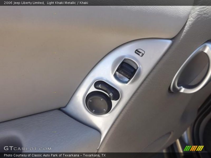 Light Khaki Metallic / Khaki 2006 Jeep Liberty Limited