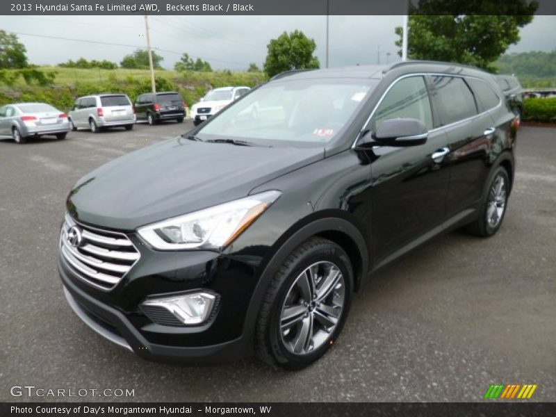 Front 3/4 View of 2013 Santa Fe Limited AWD