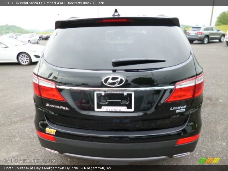 Becketts Black / Black 2013 Hyundai Santa Fe Limited AWD