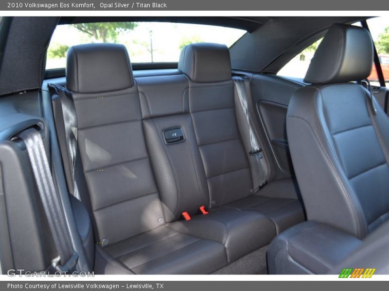 Rear Seat of 2010 Eos Komfort