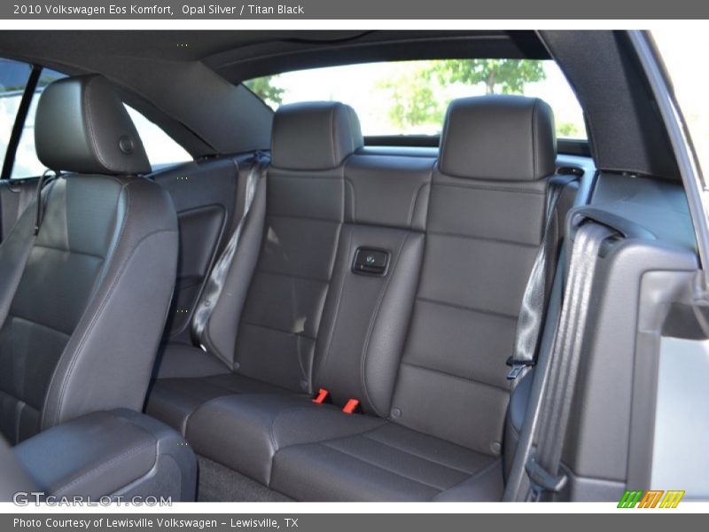 Rear Seat of 2010 Eos Komfort
