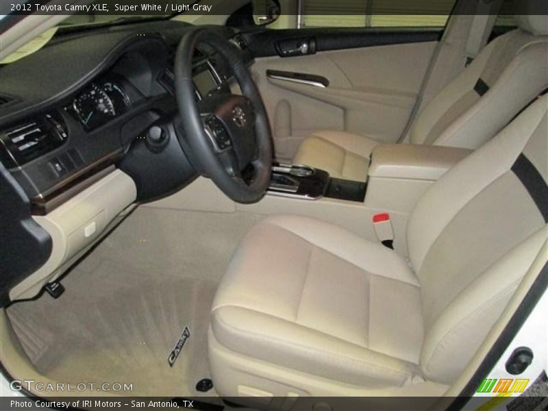 Super White / Light Gray 2012 Toyota Camry XLE