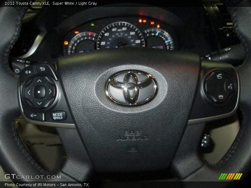Super White / Light Gray 2012 Toyota Camry XLE