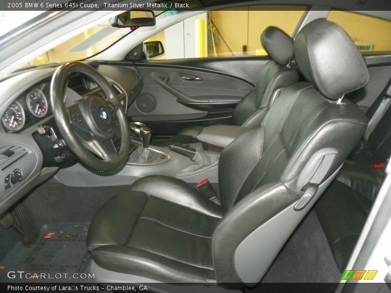 Front Seat of 2005 6 Series 645i Coupe