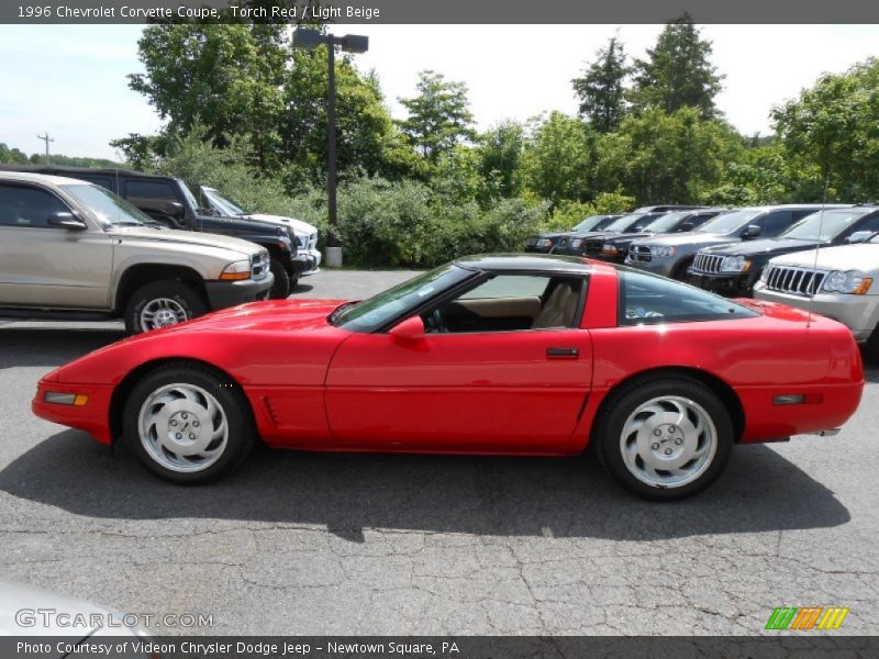 Torch Red / Light Beige 1996 Chevrolet Corvette Coupe