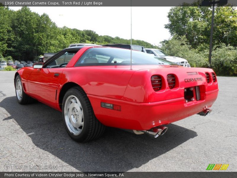 Torch Red / Light Beige 1996 Chevrolet Corvette Coupe