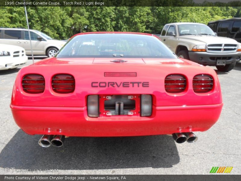 Torch Red / Light Beige 1996 Chevrolet Corvette Coupe