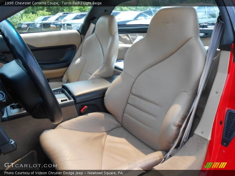 Torch Red / Light Beige 1996 Chevrolet Corvette Coupe