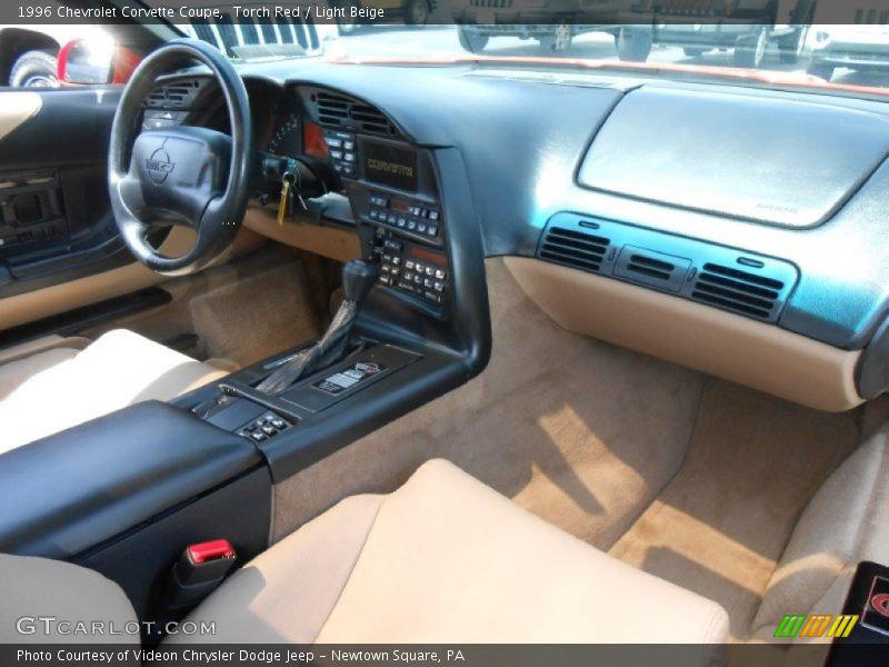 Torch Red / Light Beige 1996 Chevrolet Corvette Coupe