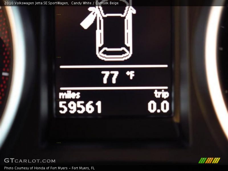 Candy White / Cornsilk Beige 2010 Volkswagen Jetta SE SportWagen