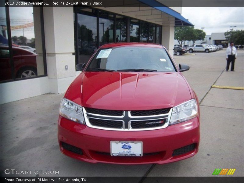 Redline 2-Coat Pearl / Black 2013 Dodge Avenger SE