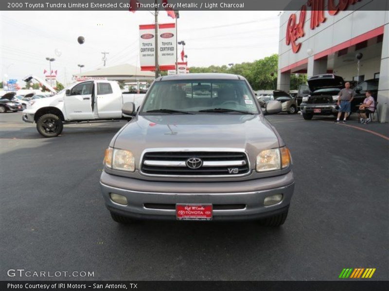 Thunder Gray Metallic / Light Charcoal 2000 Toyota Tundra Limited Extended Cab