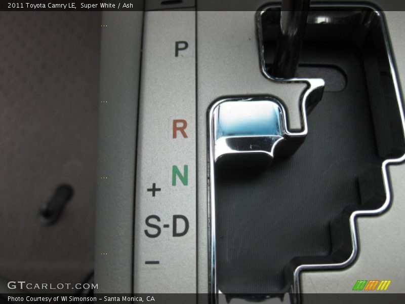 Super White / Ash 2011 Toyota Camry LE