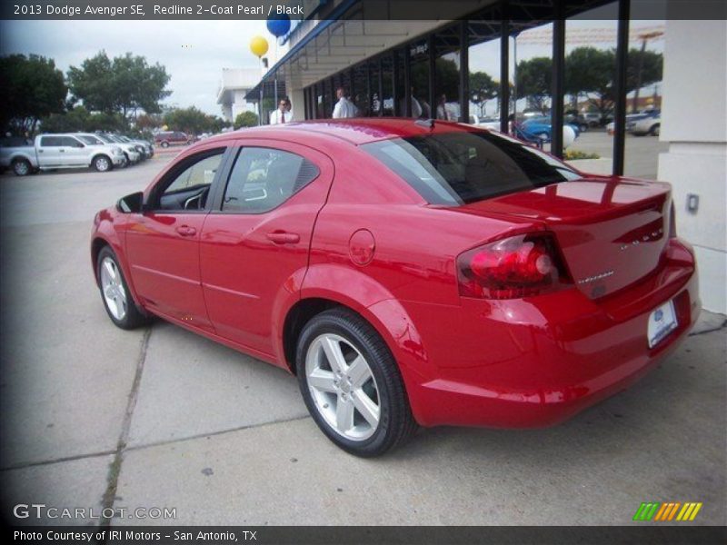 Redline 2-Coat Pearl / Black 2013 Dodge Avenger SE