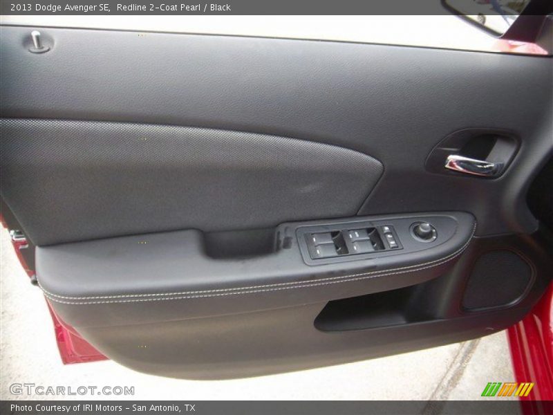 Redline 2-Coat Pearl / Black 2013 Dodge Avenger SE