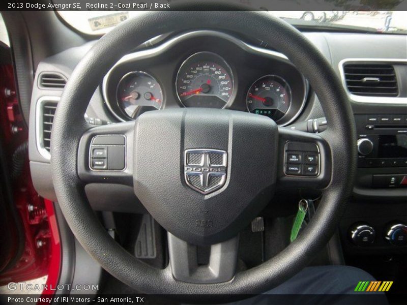 Redline 2-Coat Pearl / Black 2013 Dodge Avenger SE