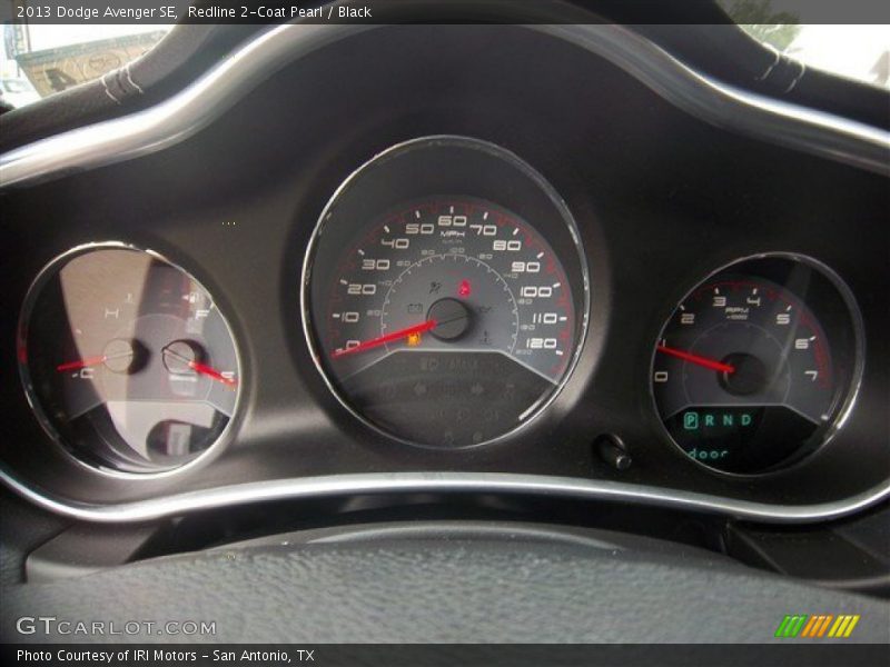 Redline 2-Coat Pearl / Black 2013 Dodge Avenger SE