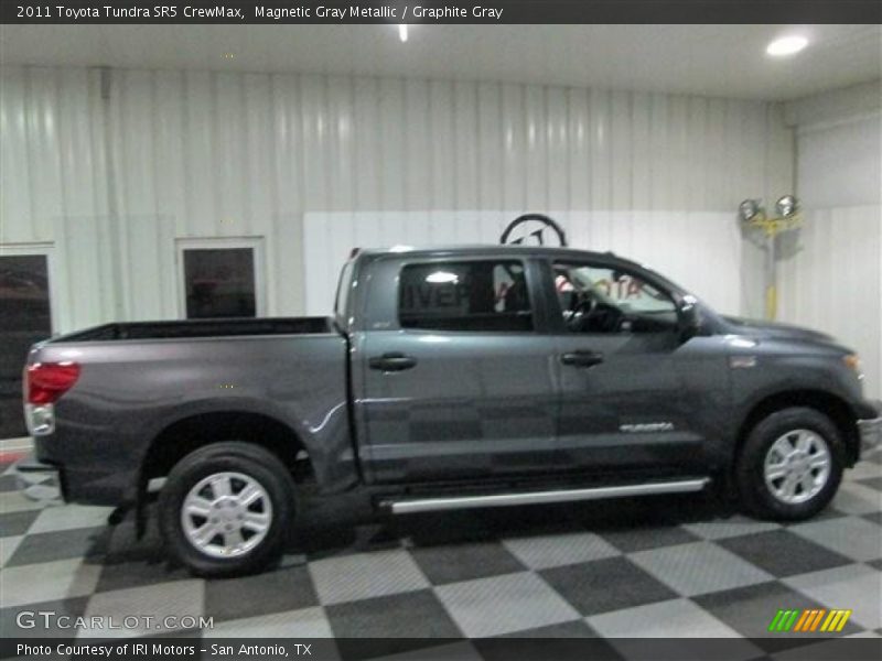 Magnetic Gray Metallic / Graphite Gray 2011 Toyota Tundra SR5 CrewMax