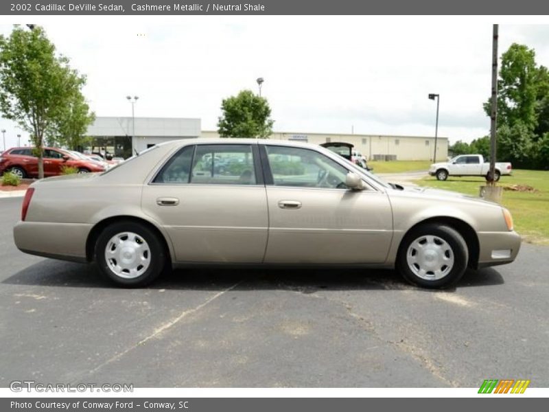 Cashmere Metallic / Neutral Shale 2002 Cadillac DeVille Sedan