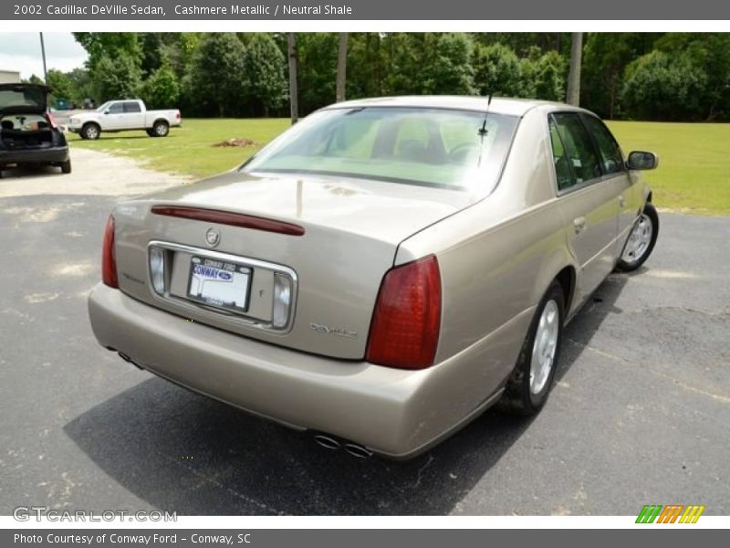 Cashmere Metallic / Neutral Shale 2002 Cadillac DeVille Sedan
