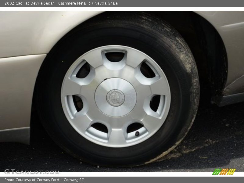 Cashmere Metallic / Neutral Shale 2002 Cadillac DeVille Sedan