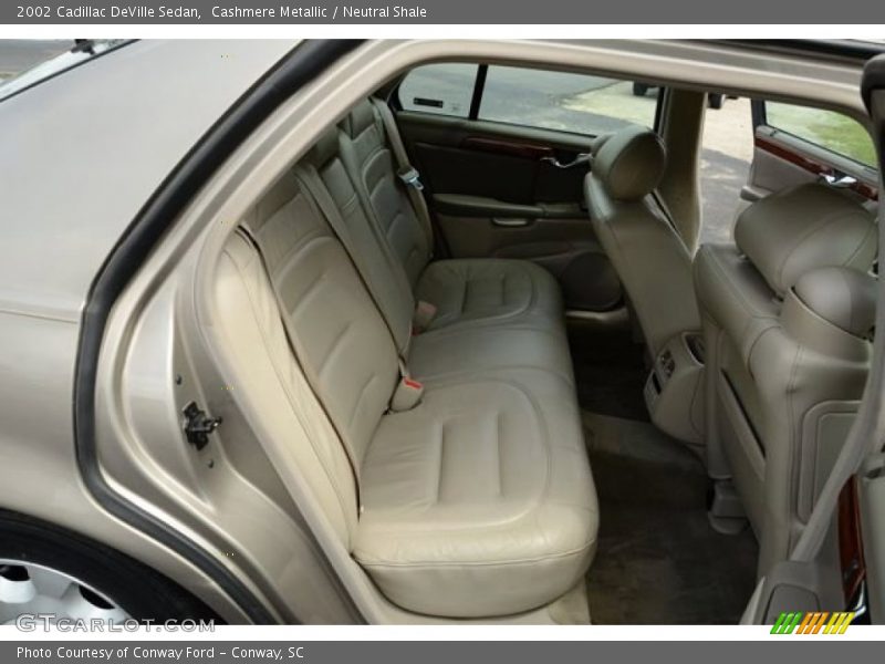 Cashmere Metallic / Neutral Shale 2002 Cadillac DeVille Sedan