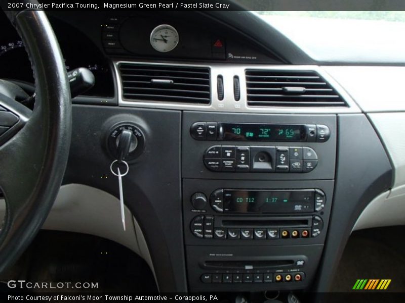 Magnesium Green Pearl / Pastel Slate Gray 2007 Chrysler Pacifica Touring