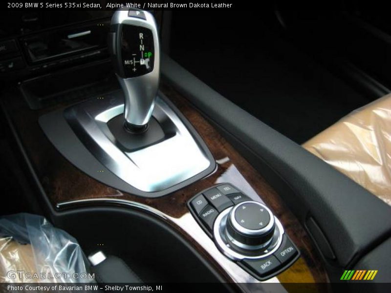 Alpine White / Natural Brown Dakota Leather 2009 BMW 5 Series 535xi Sedan