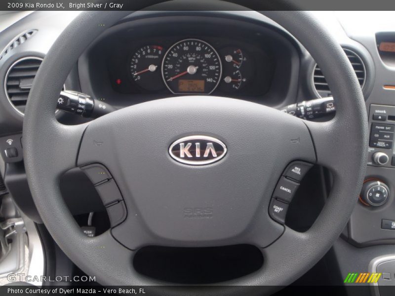Bright Silver / Gray 2009 Kia Rondo LX