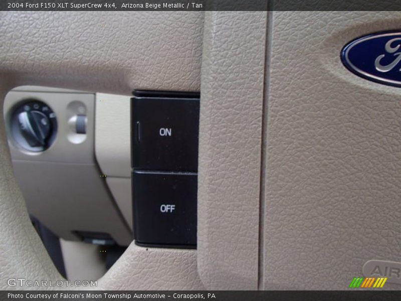 Arizona Beige Metallic / Tan 2004 Ford F150 XLT SuperCrew 4x4