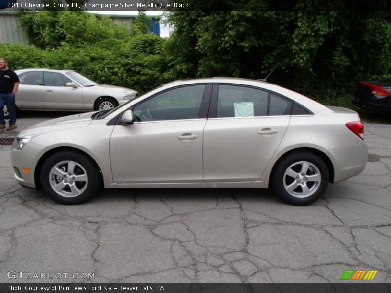 Champagne Silver Metallic / Jet Black 2013 Chevrolet Cruze LT