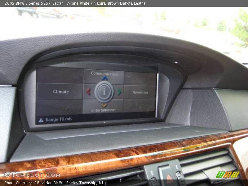 Alpine White / Natural Brown Dakota Leather 2009 BMW 5 Series 535xi Sedan