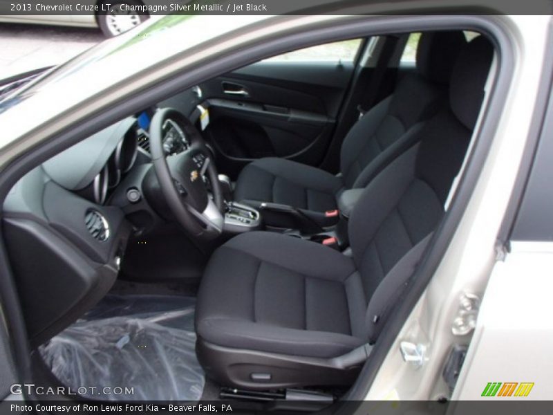 Champagne Silver Metallic / Jet Black 2013 Chevrolet Cruze LT
