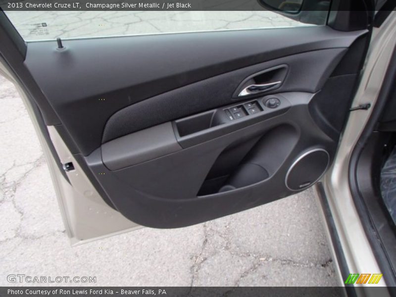 Champagne Silver Metallic / Jet Black 2013 Chevrolet Cruze LT