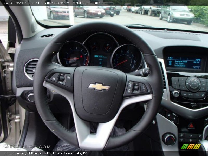 Champagne Silver Metallic / Jet Black 2013 Chevrolet Cruze LT