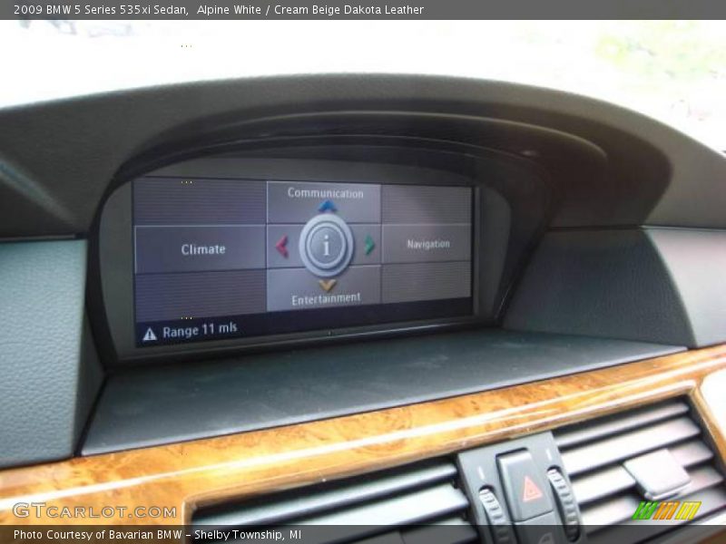 Alpine White / Cream Beige Dakota Leather 2009 BMW 5 Series 535xi Sedan