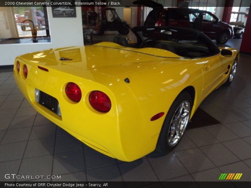 Millennium Yellow / Black 2000 Chevrolet Corvette Convertible