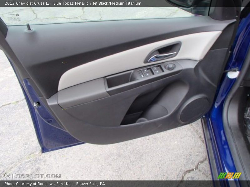 Blue Topaz Metallic / Jet Black/Medium Titanium 2013 Chevrolet Cruze LS