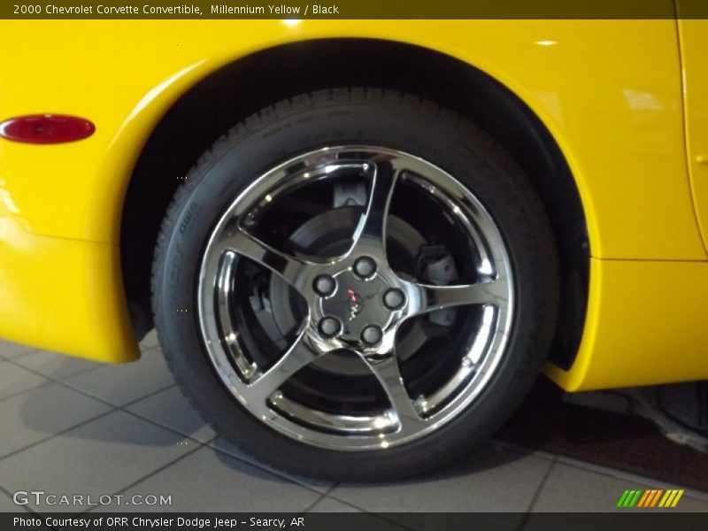 Millennium Yellow / Black 2000 Chevrolet Corvette Convertible