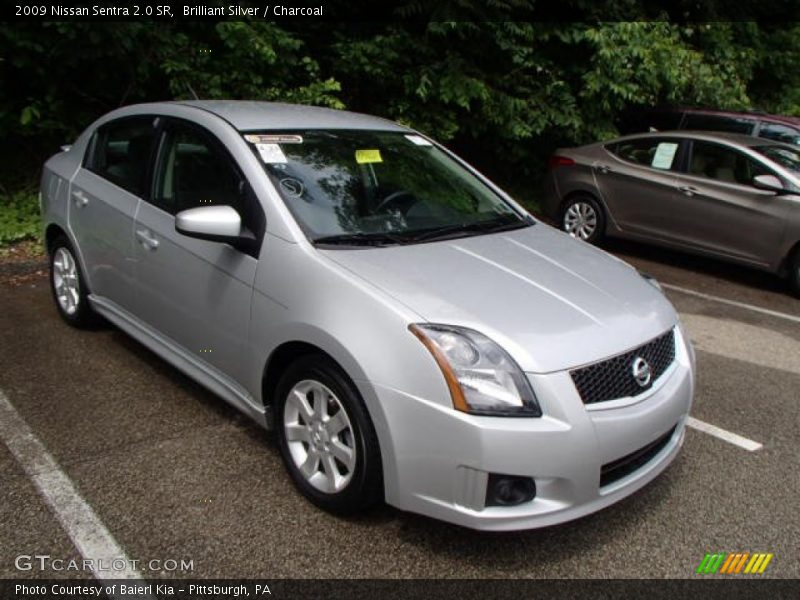 Brilliant Silver / Charcoal 2009 Nissan Sentra 2.0 SR