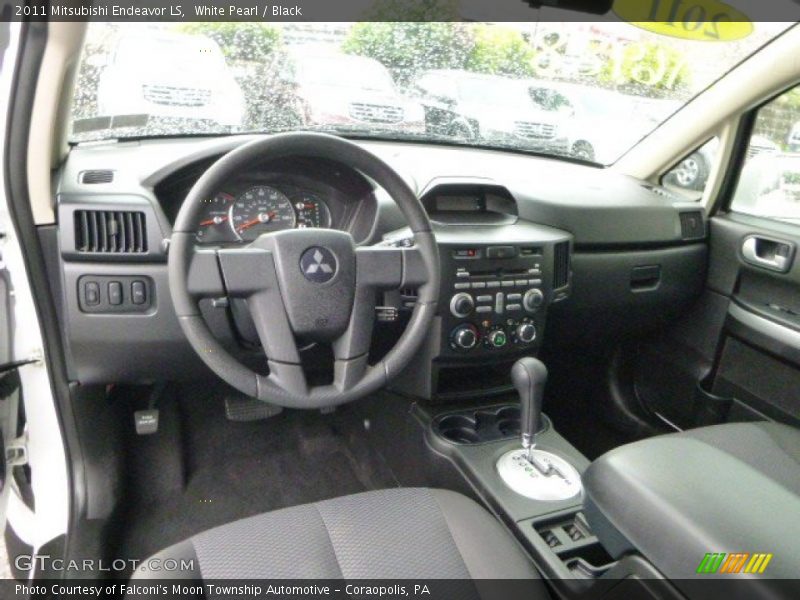 White Pearl / Black 2011 Mitsubishi Endeavor LS