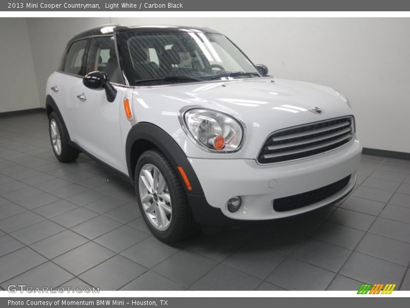 Light White / Carbon Black 2013 Mini Cooper Countryman