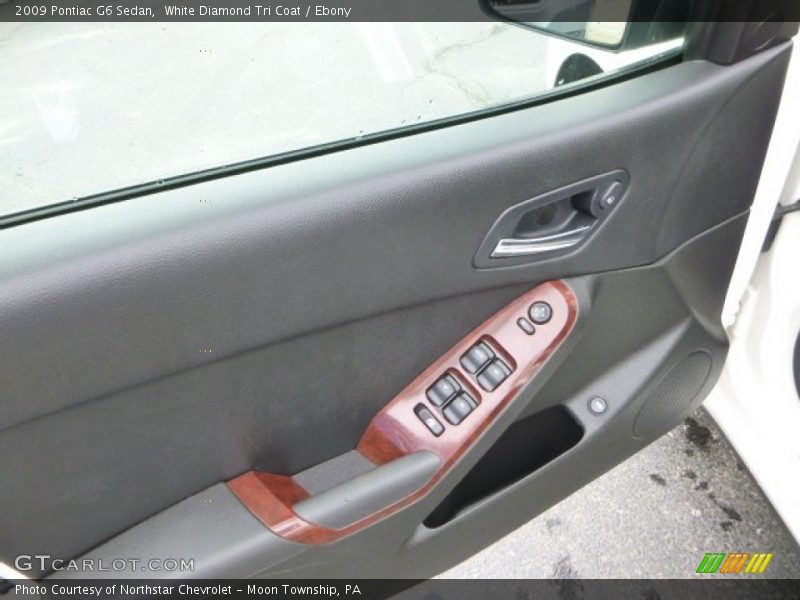 White Diamond Tri Coat / Ebony 2009 Pontiac G6 Sedan