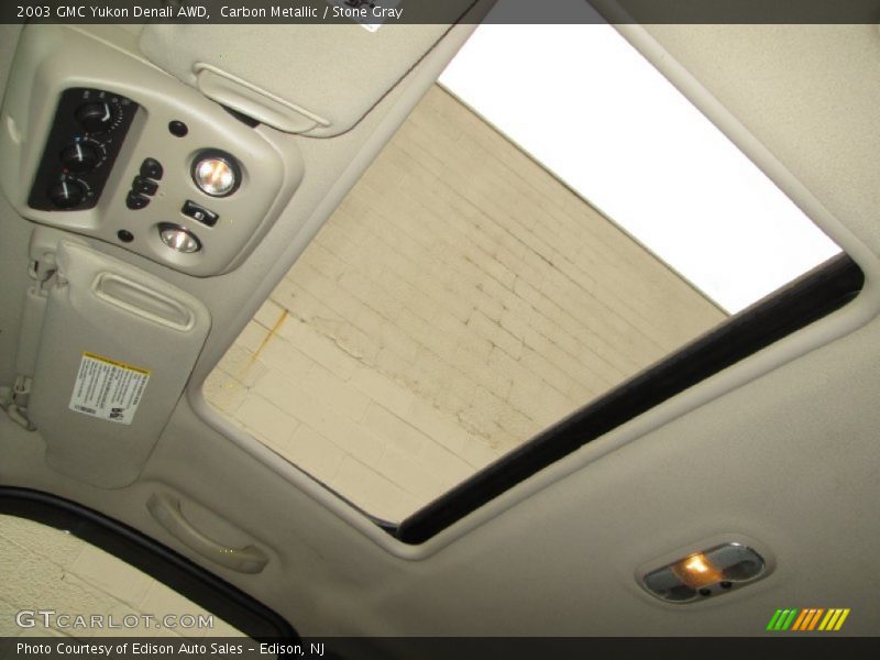 Carbon Metallic / Stone Gray 2003 GMC Yukon Denali AWD