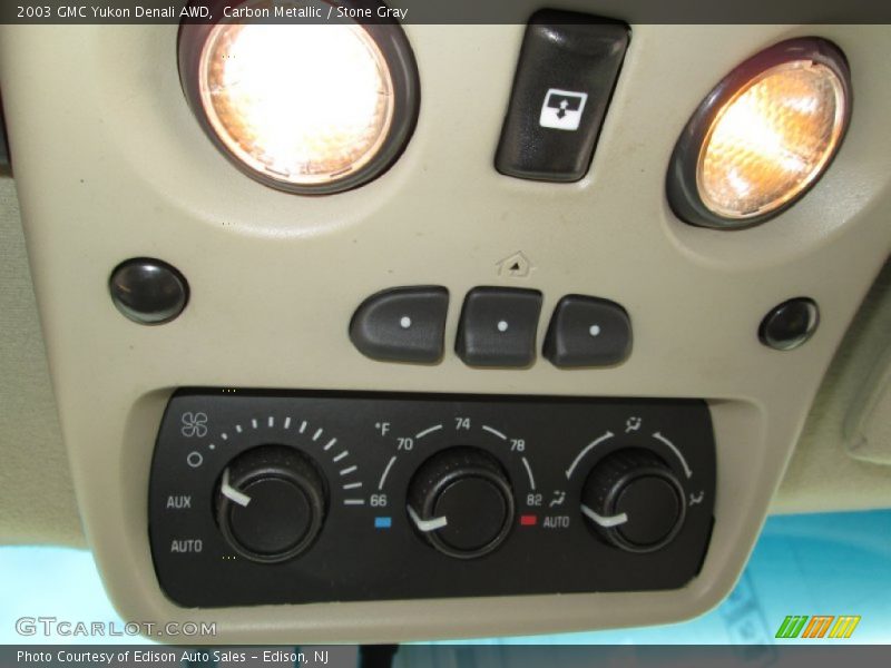 Carbon Metallic / Stone Gray 2003 GMC Yukon Denali AWD