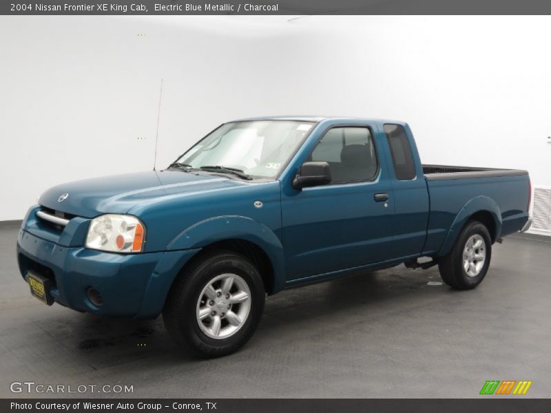 Electric Blue Metallic / Charcoal 2004 Nissan Frontier XE King Cab