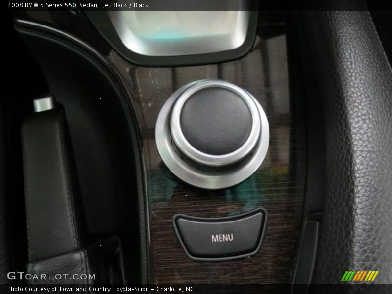 Controls of 2008 5 Series 550i Sedan