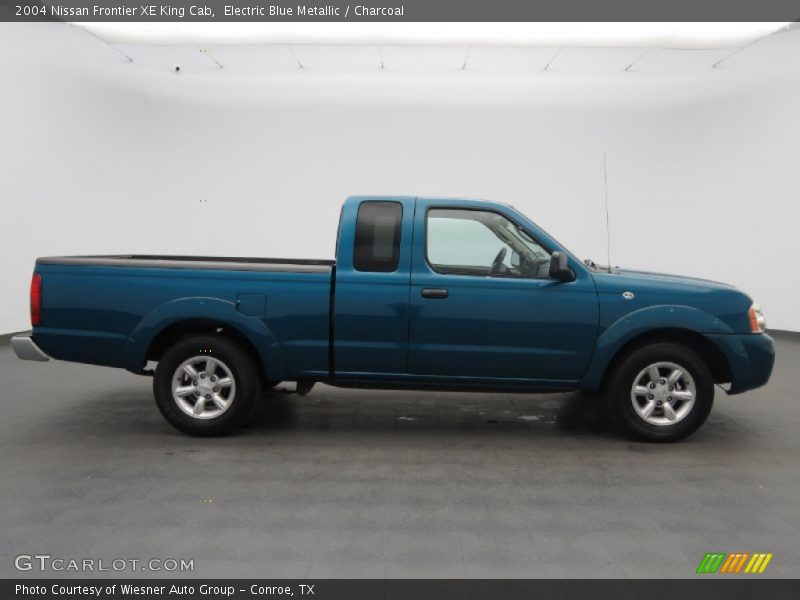 Electric Blue Metallic / Charcoal 2004 Nissan Frontier XE King Cab