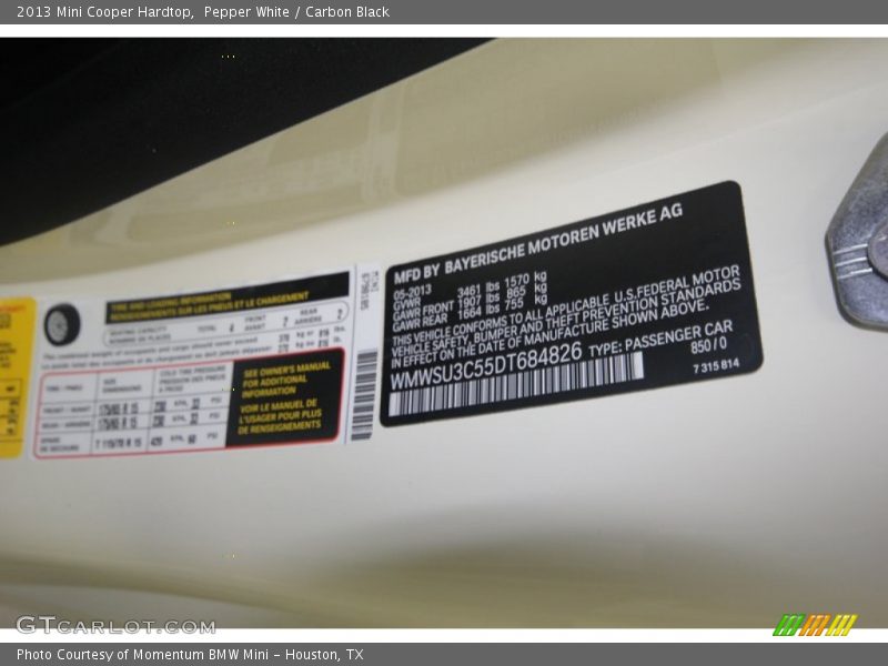 Pepper White / Carbon Black 2013 Mini Cooper Hardtop