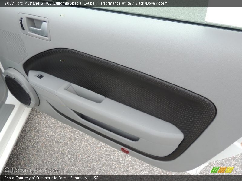 Performance White / Black/Dove Accent 2007 Ford Mustang GT/CS California Special Coupe
